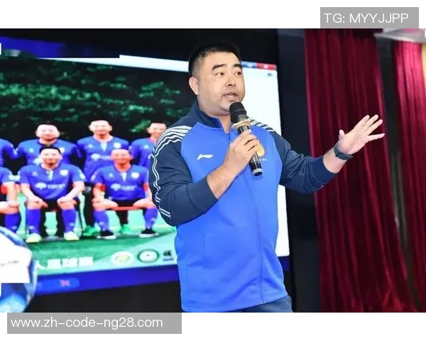 足球陈康尔：从青涩少年到职业球员的成长之路与梦想追逐